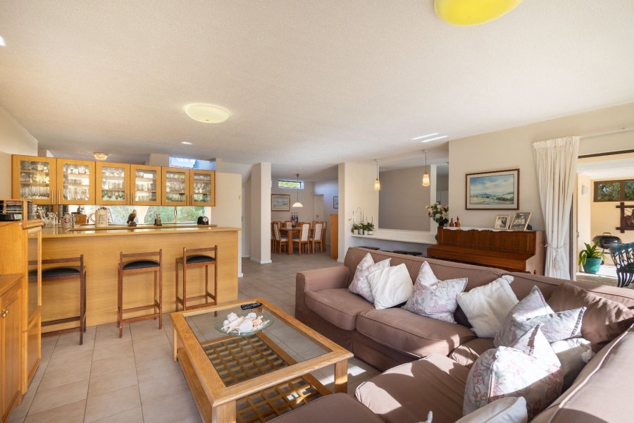 4 Bedroom Property for Sale in Bowtie Western Cape